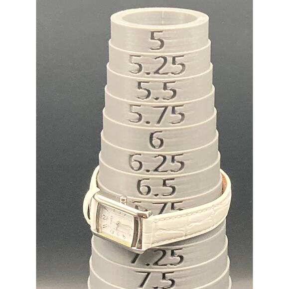 Timex Womens Petite Watch 18mm with New Battery - Adjustable Leather Band - Picture 8 of 10